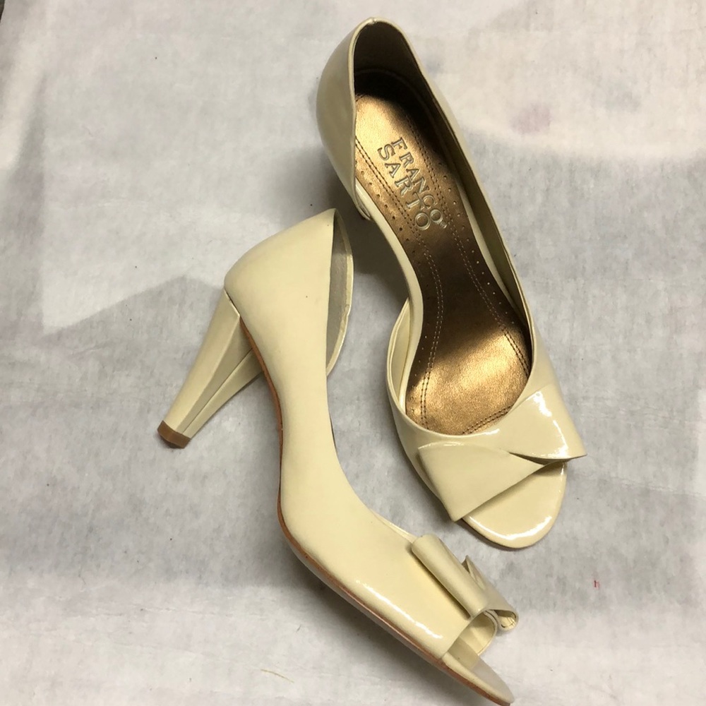 Shoes - Picture 2 of 2